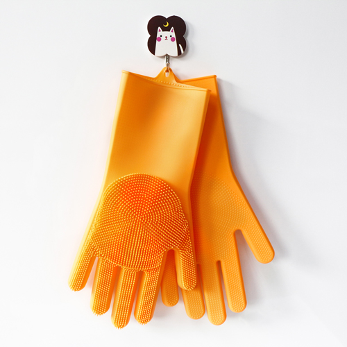 Silicone gloves