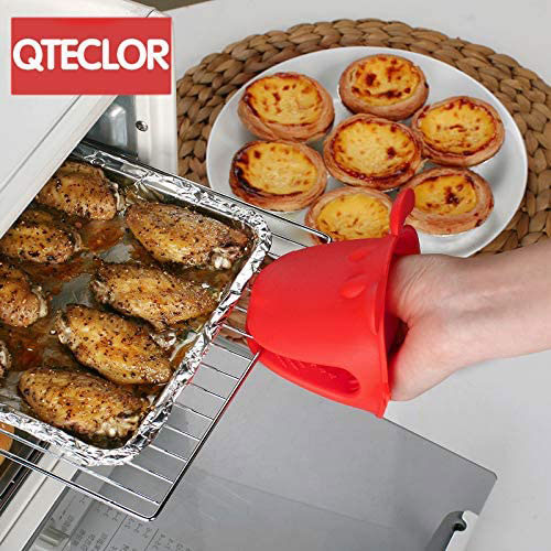 Silicone Heat Resistant Mitts  (2)